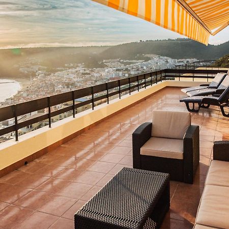 Apartment With A Stunning View Over Sesimbra Buitenkant foto