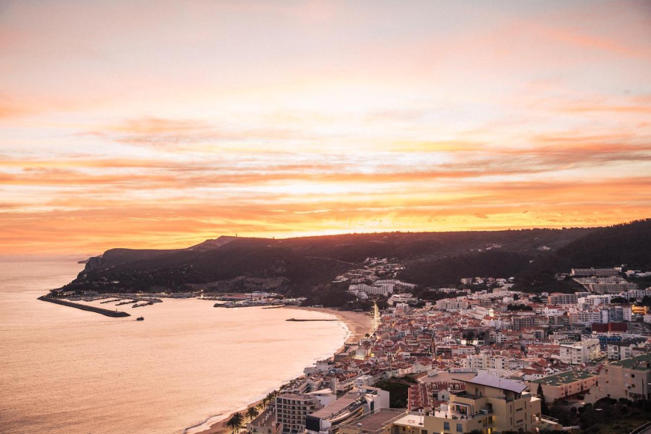 Apartment With A Stunning View Over Sesimbra Buitenkant foto