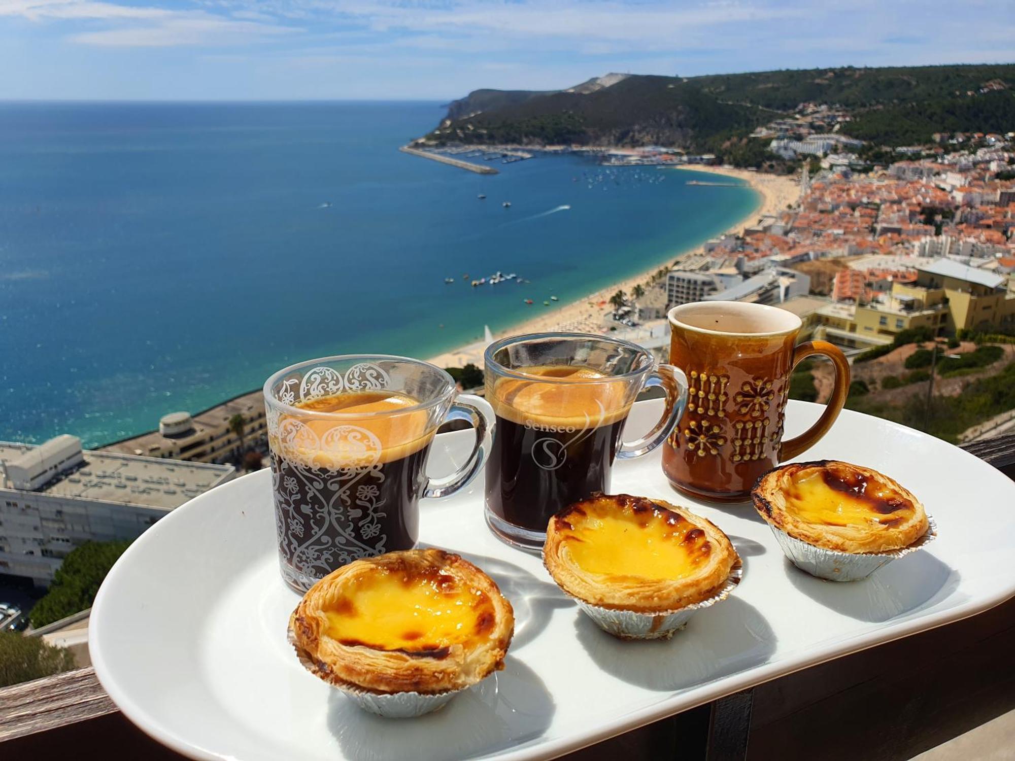 Apartment With A Stunning View Over Sesimbra Buitenkant foto