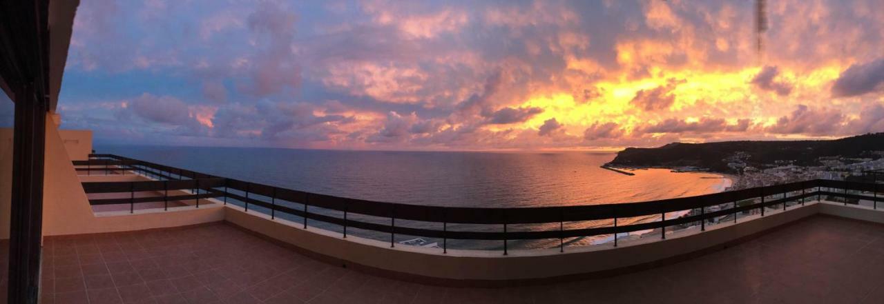 Apartment With A Stunning View Over Sesimbra Buitenkant foto