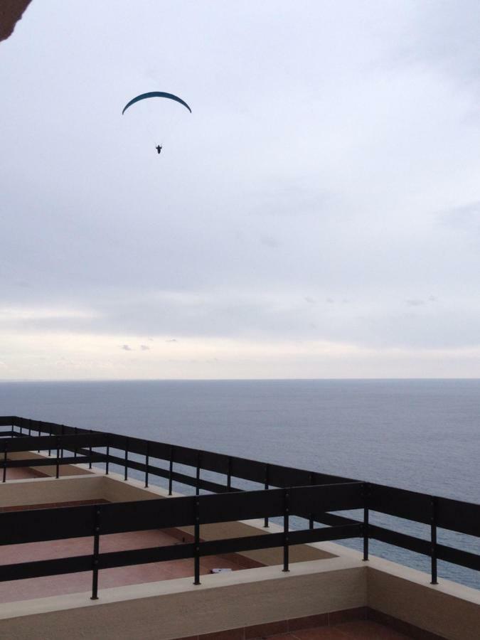Apartment With A Stunning View Over Sesimbra Buitenkant foto