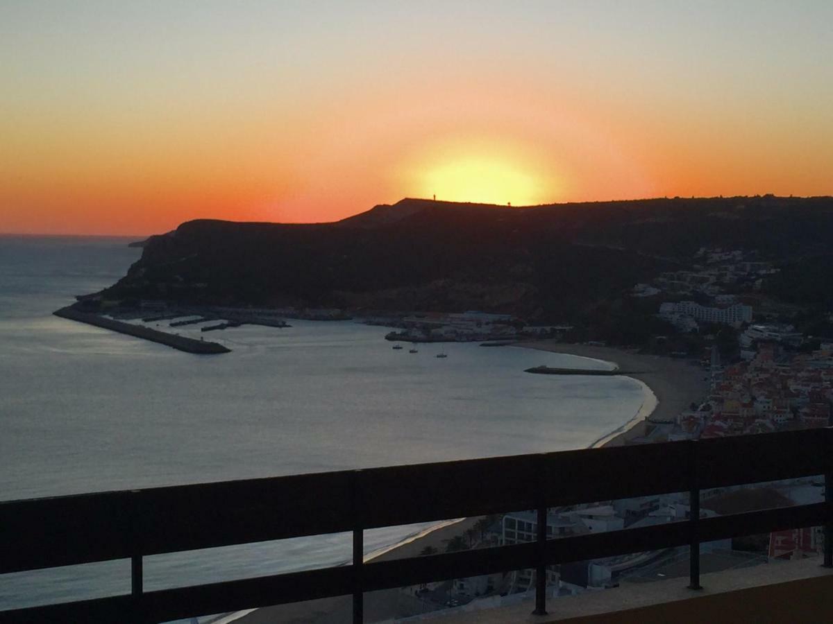 Apartment With A Stunning View Over Sesimbra Buitenkant foto